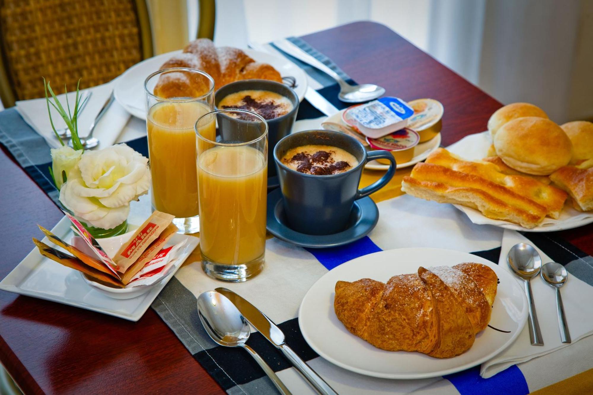 Hotel Boccascena เจนัว ภายนอก รูปภาพ