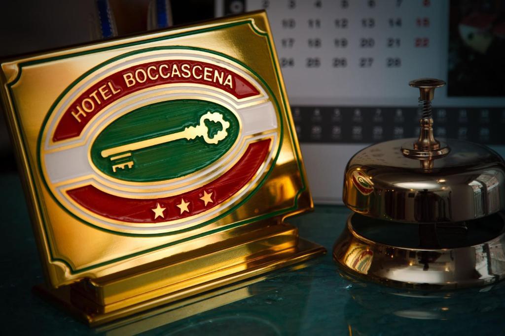 Hotel Boccascena เจนัว ภายนอก รูปภาพ