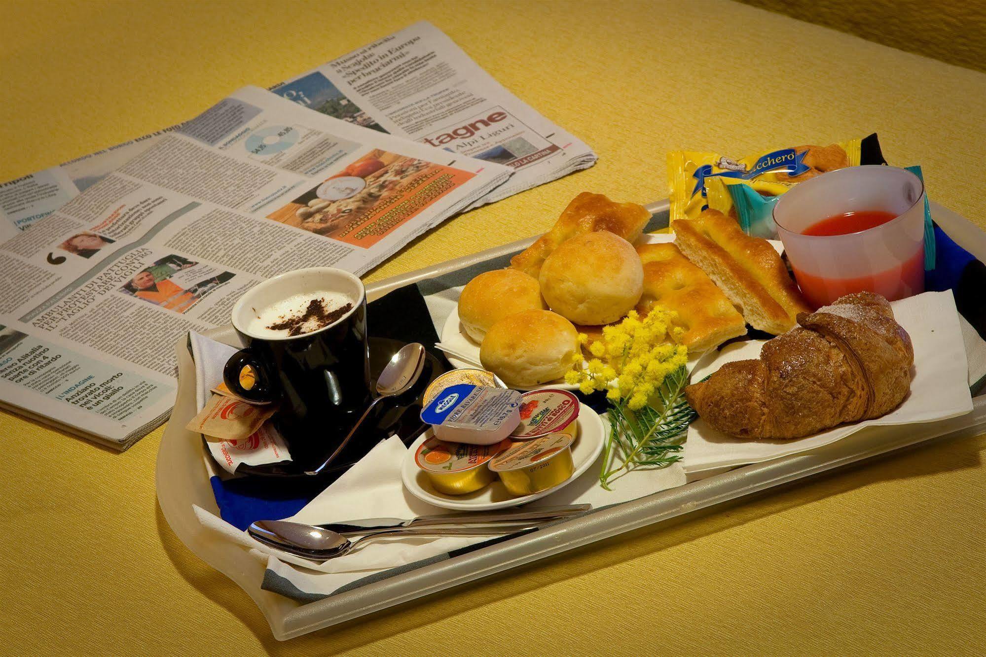 Hotel Boccascena เจนัว ภายนอก รูปภาพ
